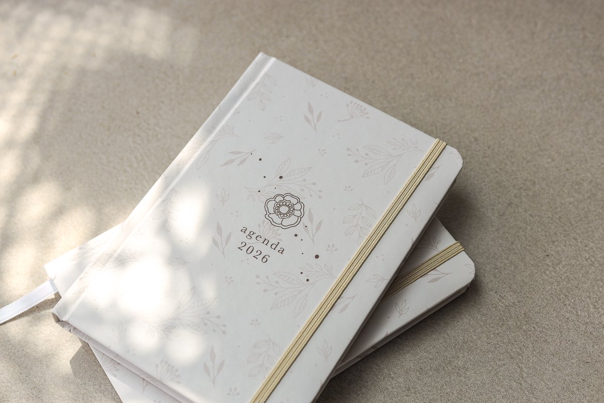 Agenda 2026 - A6 Jaaragenda - Zakagenda - 1 week op 2 pagina's - hardcover