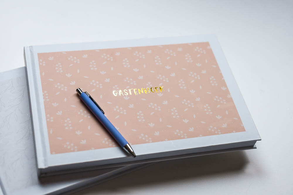 Gastenboek - A4 - Universe 